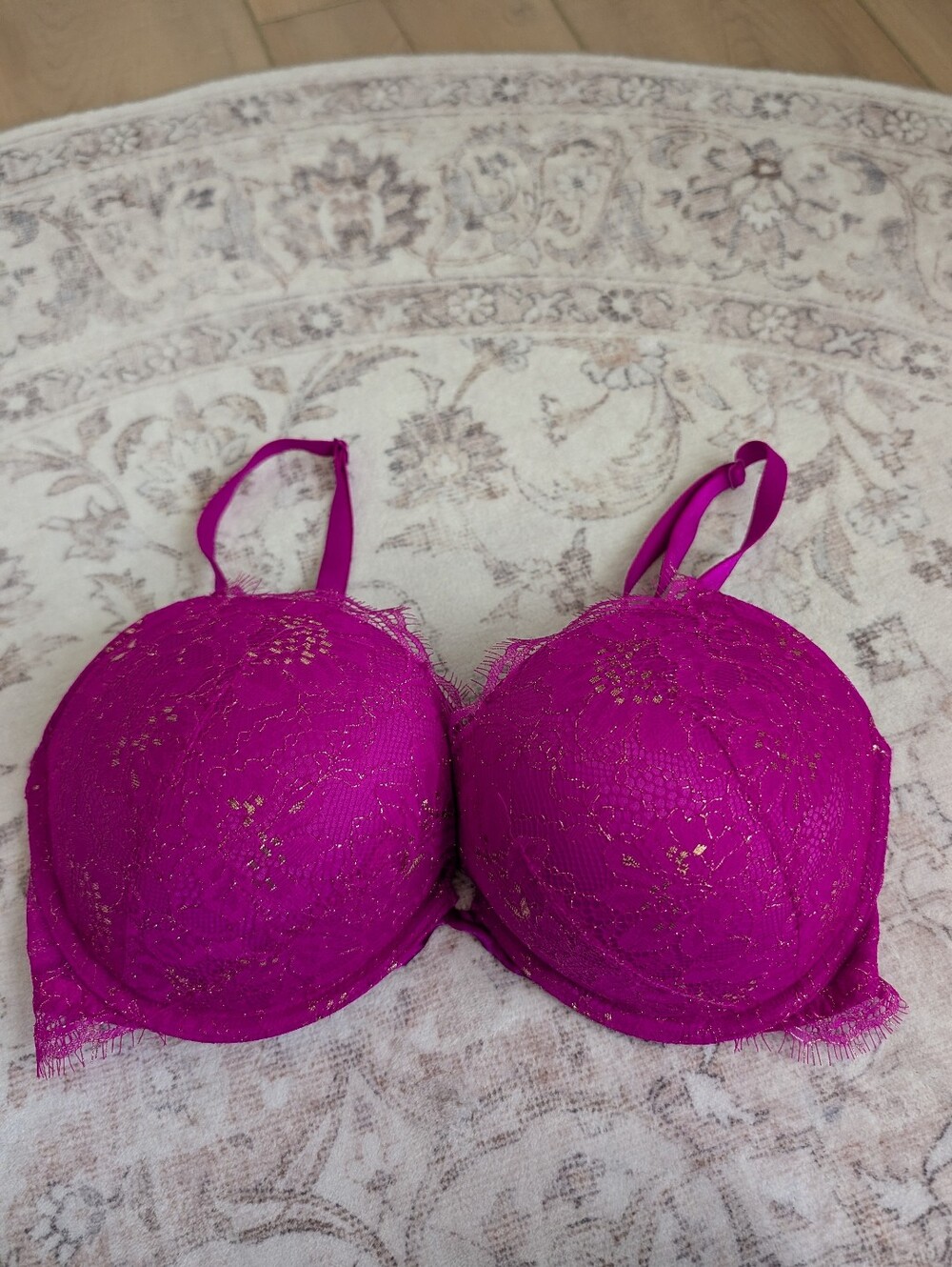 Victoria’s Secret Bombshell Push Up Bra 34DD Fuchsia Gold Lace Plunge